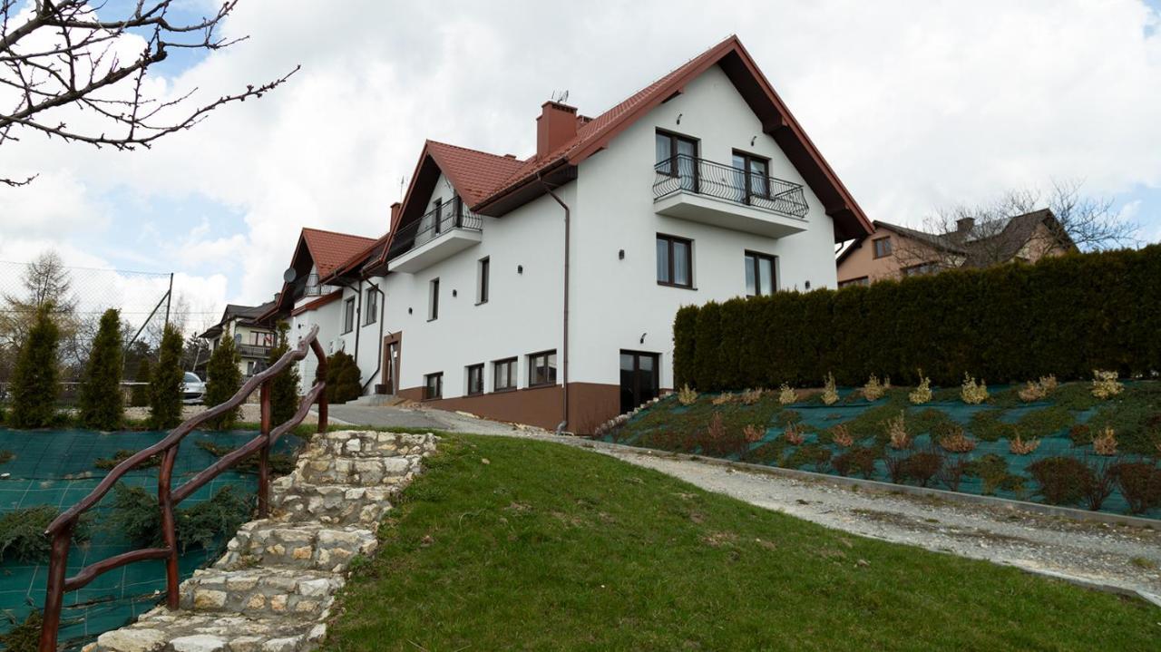 Zajazd U Elizy Czajowice Exteriör bild