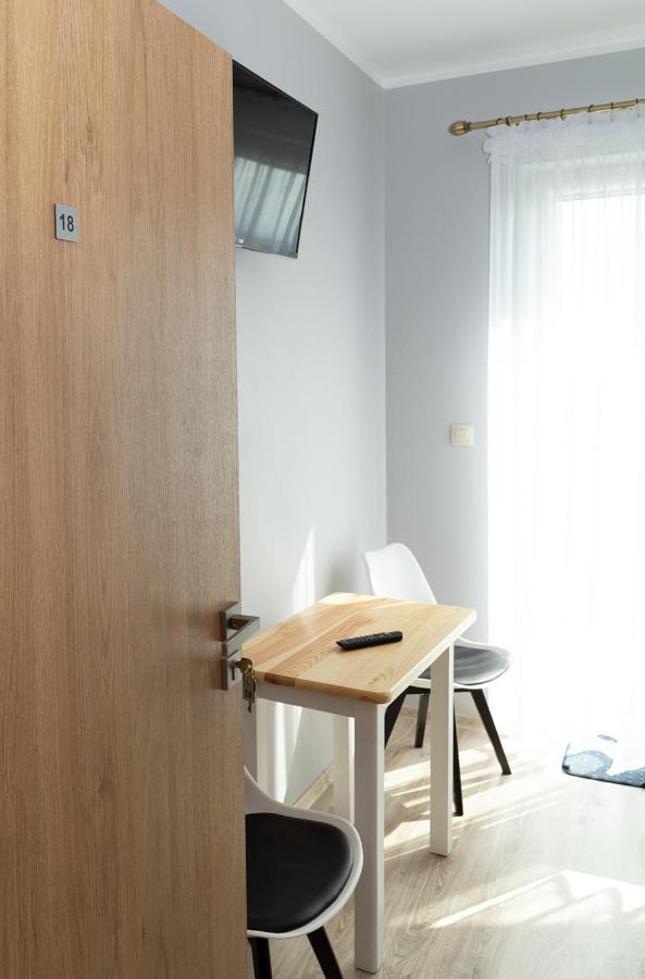 Zajazd U Elizy Czajowice Exteriör bild